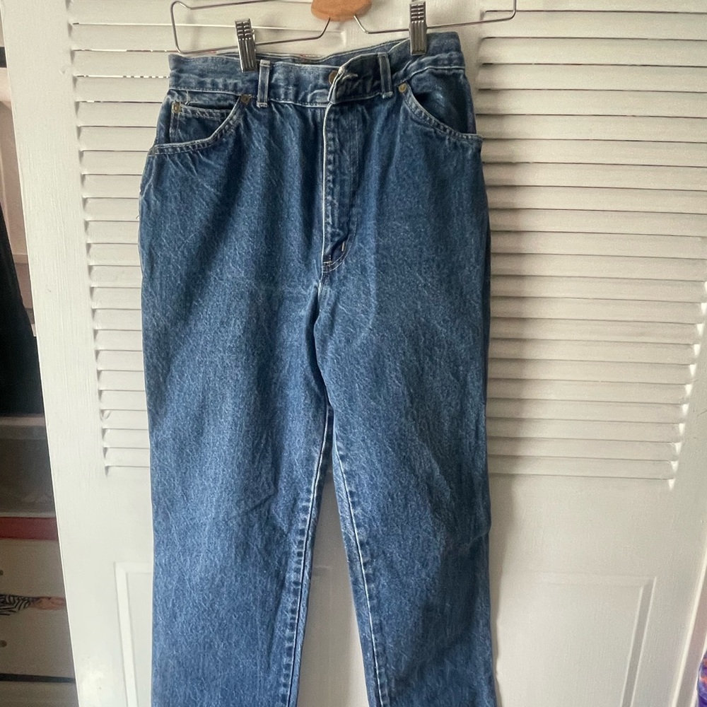 Chic women’s jeans vintage
